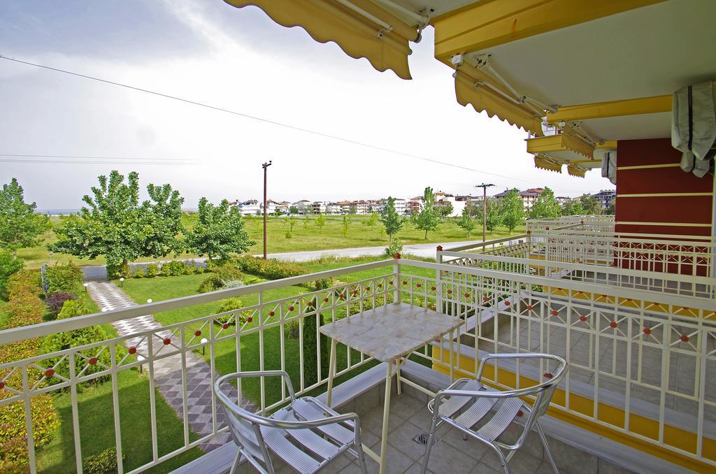Calypso Beach Hotel Paralia Katerinis Exterior photo